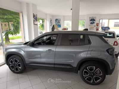 Jeep Avenger 100 CV SUMMIT CON RETROCAMERA Grigio usata Santo Stefano Belbo