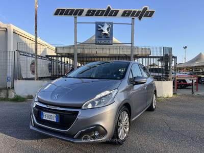 Peugeot 208 5p 1.2 puretech Active Argento usata Roma