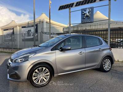 Peugeot 208 5p 1.2 puretech Active Argento usata Roma