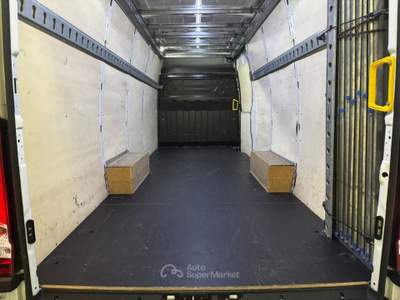 Iveco Daily 35S14A8V 2.3 HPT PLM-TA Hi-Matic Iva inclusa Art36 Bianco usata Sedriano