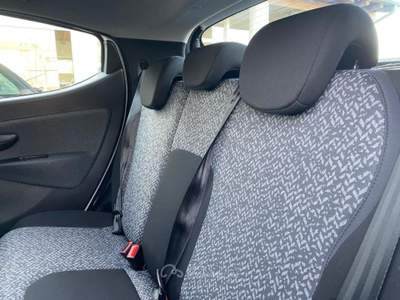 Lancia Ypsilon 1.2 69 CV 5 porte GPL Ecochic Gold Bianco usata Oderzo