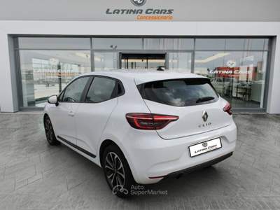 Renault Clio 1.0  Business 75cv con CarPlay Bianco usata Latina