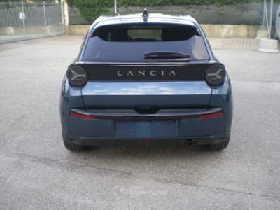 Lancia Ypsilon Hybrid e-DCT Edizione Limitata Cassina Blu/Azzurro usata Fossano