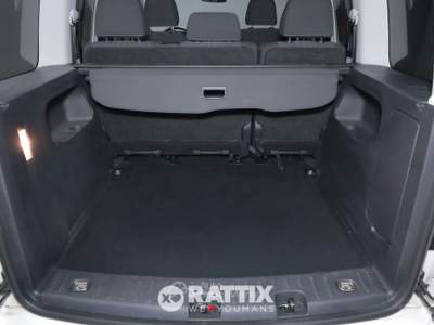Volkswagen Caddy caddy 2.0 tdi 122cv 4motion alltrack e6 Bianco usata Barzago