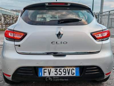 Renault Clio Clio 1.5 dci Moschino Zen 90cv Rosso usata Quarto