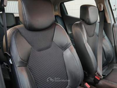 Renault Clio Clio 1.5 dci Moschino Zen 90cv Rosso usata Quarto