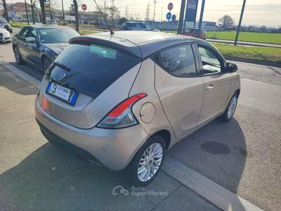 Lancia Ypsilon 85 CV 5 porte S&S Gold Beige usata Torino