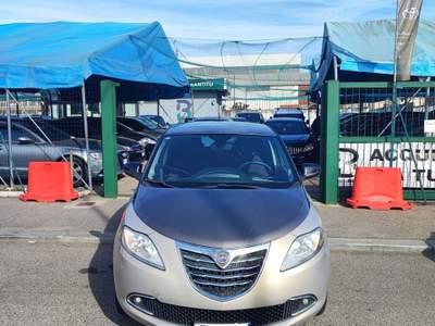 Lancia Ypsilon 85 CV 5 porte S&S Gold Beige usata Torino