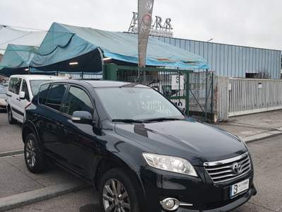 Toyota RAV4 RAV 4 RAV4 Crossport 2.2 D-4D 150 CV Lounge Nero usata Torino