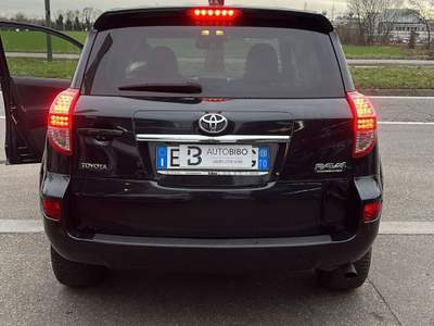 Toyota RAV4 RAV 4 RAV4 Crossport 2.2 D-4D 150 CV Lounge Nero usata Torino