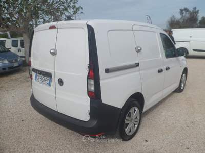 Volkswagen Caddy furgone Bianco usata San Michele Salentino