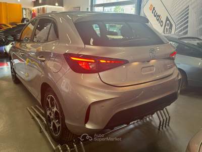 MG3 Hybrid+ Luxury Argento usata Castellammare di Stabia