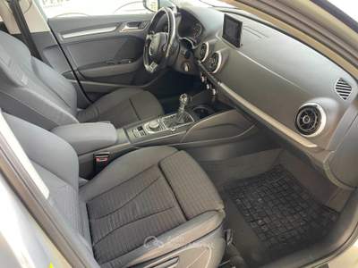 Audi A3 SPB 2.0 TDI 150 CV clean diesel S tronic Ambiente Grigio usata Acerra
