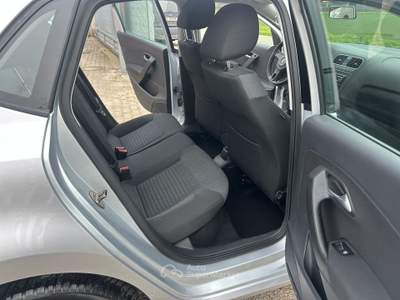Volkswagen Polo VOLKSWAGEN POLO 1.4 NEOPATENTATI Grigio usata Cameri