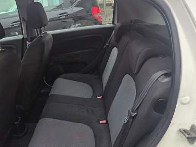 Fiat Grande Punto Ideale per neopatentati usata La Loggia