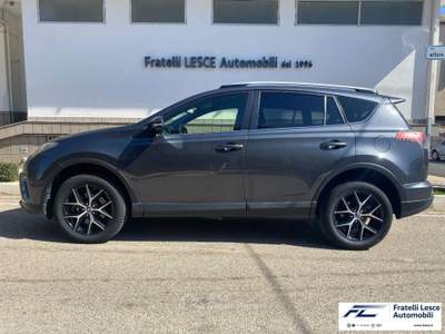 Toyota RAV4  2.0 d-4d Lounge 2wd mt Grigio usata Cassano allo Ionio