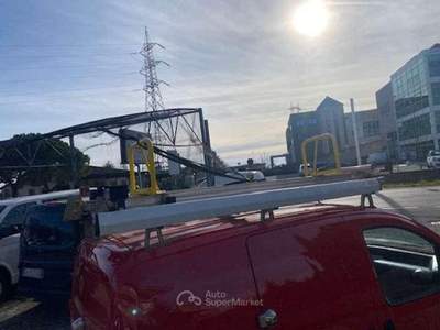 Fiat Fiorino 1.3 MTJ 95 CV ALLESTIMENTO SPECIALE Rosso usata Carobbio degli Angeli