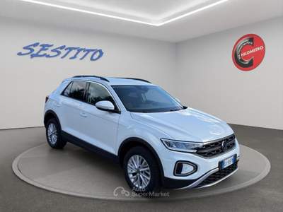 Volkswagen T-Roc  2.0 tdi Life 150cv dsg Bianco usata Cirò Marina