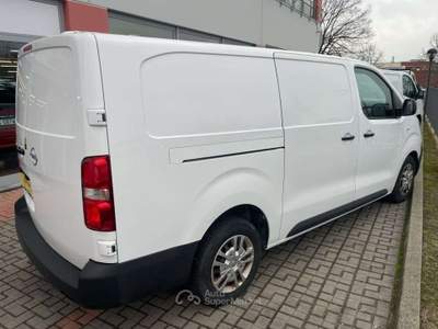 Opel Vivaro 2.0 Diesel 120CV L3 H1 Furgone Enjoy Bianco usata Beinasco