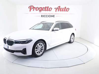 BMW Serie 5 520d 520 Serie 5 520d Touring xdrive Business auto SED RISC Bianco usata Riccione