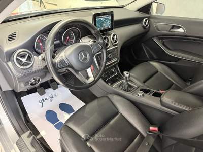 Mercedes-Benz Classe A A 180 d Executive fari full-LED navi retrocamera Grigio usata ALTAMURA