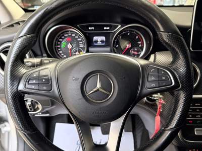 Mercedes-Benz Classe A A 180 d Executive fari full-LED navi retrocamera Grigio usata ALTAMURA