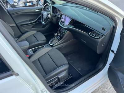 Opel Astra 1.5 CDTI 122 CV S&S Sports Tourer Business Elegance Bianco usata San Giuseppe Vesuviano