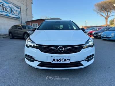 Opel Astra 1.5 CDTI 122 CV S&S Sports Tourer Business Elegance Bianco usata San Giuseppe Vesuviano