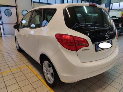 Opel Mokka 1.4 Turbo GPL Tech 120CV 4x2 ELECTIVE Bianco usata Cassino
