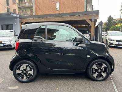 Smart ForTwo EQ Passion Nero usata Cinisello Balsamo
