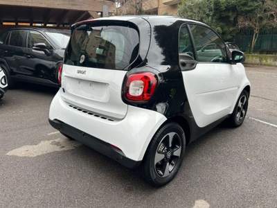 Smart ForTwo EQ Passion (4,6KW) Bianco usata Cinisello Balsamo