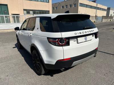 Land Rover Discovery Sport 2.0 TD4 180cv Automatic HSE Bianco usata Fonte Nuova