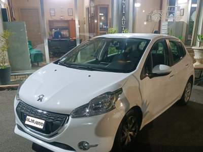 Peugeot 208 Neopatentati ok Bianco usata ACIREALE