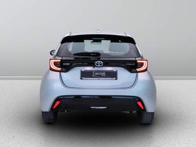 Toyota Yaris IV 2020 -  1.5h Trend Argento usata Mosciano Sant'Angelo