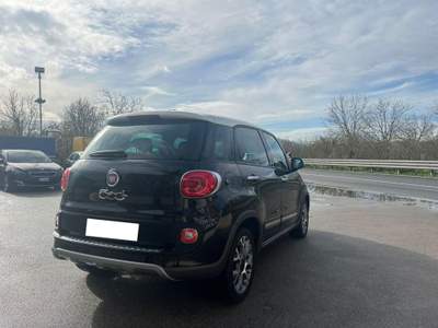 Fiat 500L 1.6 Multijet 120 CV Trekking Nero usata Nola
