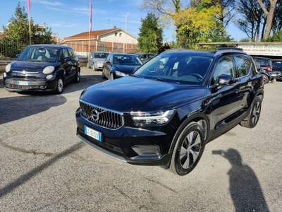 Volvo XC40 T4 Recharge Plug-in Hybrid Inscription Expression Nero usata Roma