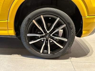 Audi Q2 1.6 TDI Giallo usata Santa Maria di Licodia
