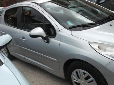 Peugeot 207 Plus 1.4 8V 75CV 5p. ECO GPL Argento usata Monteforte Irpino