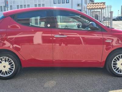 Lancia Ypsilon 1.2 69 CV 5 porte GPL Ecochic Silver Rosso usata Viterbo