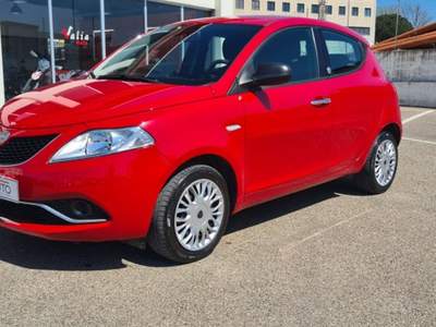 Lancia Ypsilon 1.2 69 CV 5 porte GPL Ecochic Silver Rosso usata Viterbo