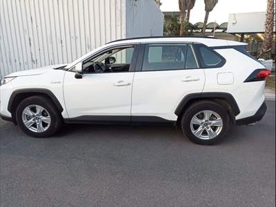 Toyota RAV4 RAV4 2.5 HV  E-CVT 2WD Active Bianco usata Catania
