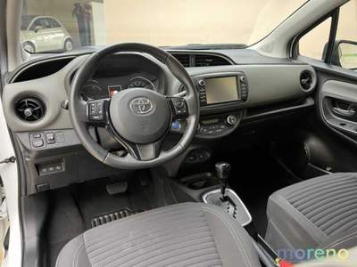 Toyota Yaris 1.5 hybrid Active Bianco usata Faenza