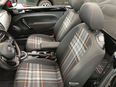 Volkswagen Maggiolino Cabrio 1.2 TSI Design BlueMotion Technology Nero usata Castelnuovo Rangone