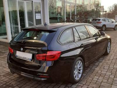 BMW Serie 3 320d d Touring Business Advantage Nero usata Mariano Comense