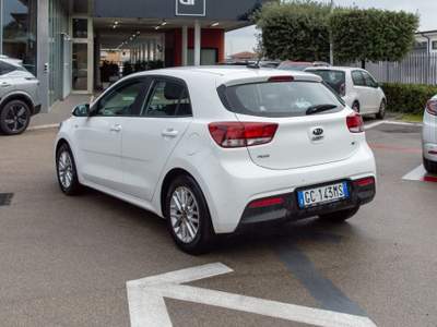 Kia Rio 1.2 MPi GPL Evolution Bianco usata Fondi