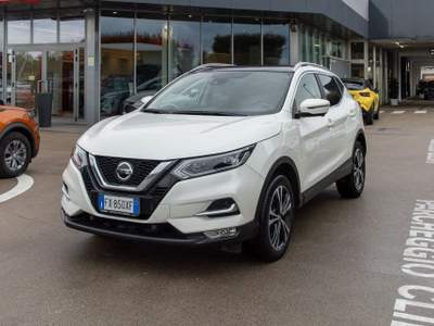 Nissan Qashqai 1.5 dCi 115 CV N-Connecta Bianco usata Fondi