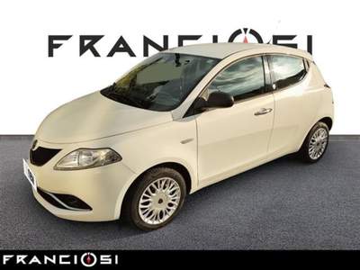 Lancia Ypsilon 5 Porte 1.2 Ecochic 69cv Platinum Bianco usata Mirandola