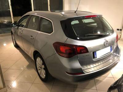 Opel Astra 1.7 CDTI 110CV Sports Tourer Cosmo Grigio usata Marsala