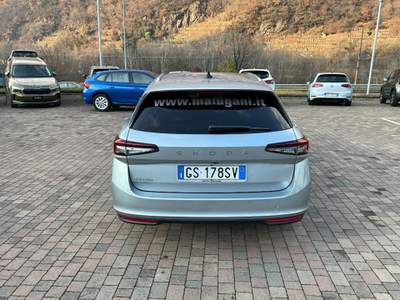 Skoda Superb 2.0 TDI DSG Wagon Style Argento usata Talamona