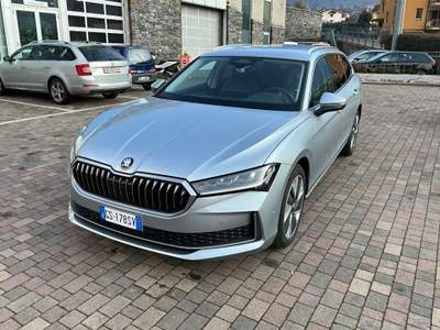 Skoda Superb 2.0 TDI DSG Wagon Style Argento usata Talamona